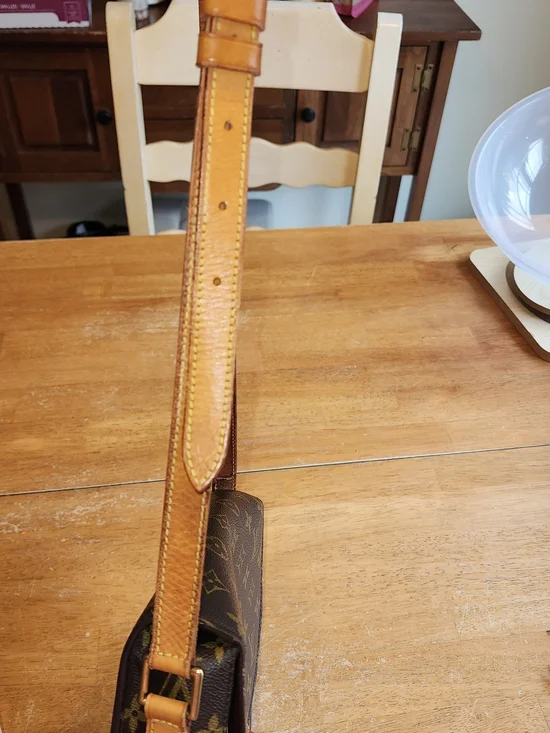 Auth Louis Vuitton Monogram Saint Cloud GM Shoulder Bag - Picture 3 of 16